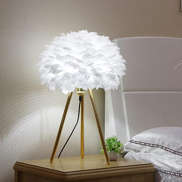 Luminária de Mesa com Cúpula de Penas- Lumecasa