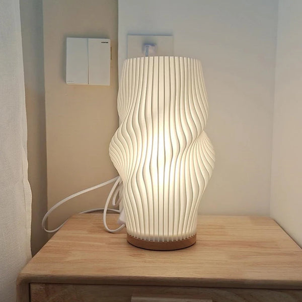 Luminária de Mesa 3D com Efeito Ondulado - Lumecasa