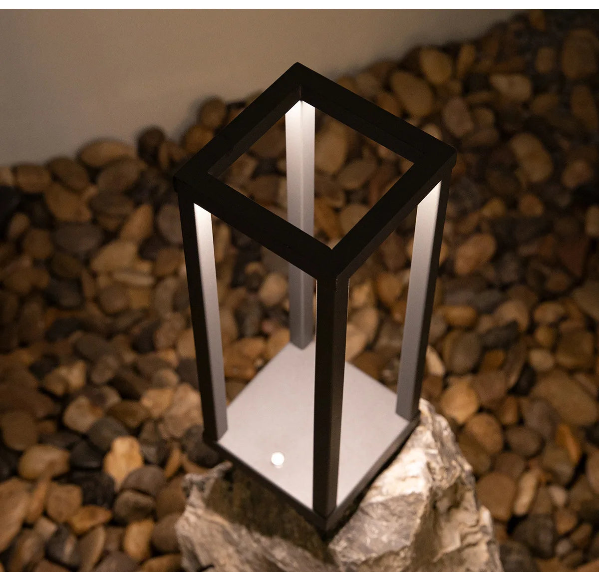 Luminária Minimalista com design moderno - Lumecasa